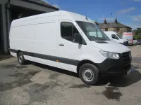 Used Mercedes Sprinter Progressive 150 HP (110 kW) 2023 White Van
