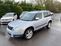 Używany Skoda Yeti SE 2012 Srebrny SUV