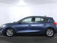 Used Ford Focus Zetec 125 HP (91 kW) 2019 Blue Hatchback