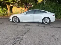 Used Tesla Model S 241 kW (328 HP) 2018 White Hatchback