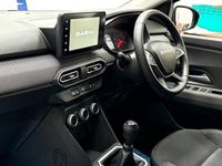 Używany Dacia Jogger Expression 110 KM (80 kW) 2025 Minivan