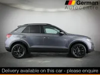 Usado VW T-Roc Life 150 HP (110 kW) 2023 Cinzento SUV