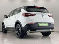 Used Vauxhall Grandland X Sport 130 HP (95 kW) 2018 White SUV