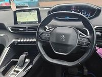 Second-hand Peugeot 3008 Allure 130 CP (95 kW) 2019 Albastru Hatchback