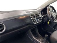 Used VW up! move up! 60 HP (44 kW) 2019 White Hatchback