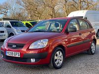 Used Kia Rio 95 HP (69 kW) 2009 Red Hatchback