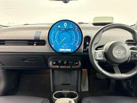 Używany Mini Cooper Hatch 154 KM (113 kW) 2024 Niebieski Hatchback