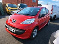 Used Peugeot 107 68 HP (50 kW) 2008 Red Hatchback