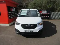 Used Vauxhall Combo Edition 130 HP (95 kW) 2021 White MPV