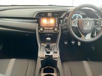 Begagnad Honda Civic SR 126 HK (92 kW) 2022 Vit Halvkombi