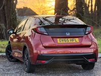 Begagnad Honda Civic SR 2015 Röd Halvkombi