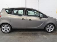 Used Vauxhall Meriva 2014 Brown MPV