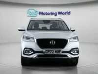 Begagnad MG HS Excite 162 HK (119 kW) 2023 Vit SUV