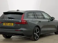 New Volvo V60 Ultra 197 HP (144 kW) 2025 Forest lake Estate