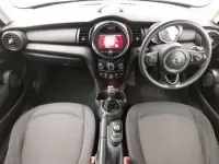 Used Mini ONE Classic 102 HP (75 kW) 2019 White Hatchback