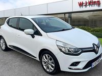Used Renault Clio IV Dynamique 75 HP (55 kW) 2017 White Hatchback