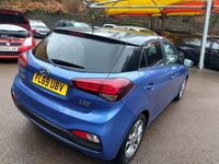 Used Hyundai i20 84 HP (61 kW) 2019 Blue Hatchback