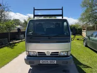 Gebraucht Nissan Cabstar 2005 Silber Pickup