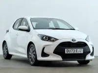 Used Toyota Yaris 116 HP (85 kW) 2023 White Hatchback