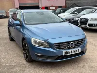 Usado Volvo V60 150 HP (110 kW) 2014 Azul Carrinha