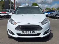 Used Ford Fiesta Titanium 100 HP (73 kW) 2015 White Hatchback