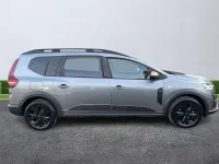Używany Dacia Jogger Extreme 140 KM (102 kW) 2024 Szary Minivan