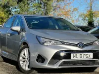 Used Toyota Avensis Active 111 HP (81 kW) 2018 Silver Sedan
