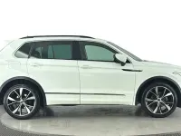 Usado VW Tiguan R-line 150 HP (110 kW) 2023 Branco SUV