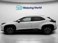 Used Toyota Yaris Hybrid Design 114 HP (83 kW) 2023 White Hatchback