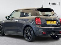 Usado Mini Cooper S Classic 189 HP (139 kW) 2020 Cinzento Citadino