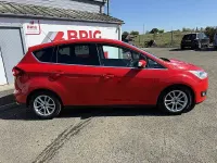 Second-hand Ford C-MAX Zetec 125 CP (91 kW) 2016 Roșu Monovolum