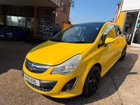 Second-hand Vauxhall Corsa Edition 2012 Galben Hatchback