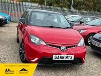Used MG MG3 106 HP (77 kW) 2016 Red Hatchback
