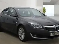 Used Vauxhall Insignia Design Edition 140 HP (102 kW) 2015 Grey Hatchback