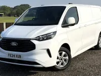 Used Ford Transit Custom Limited 170 HP (125 kW) 2024 White Van