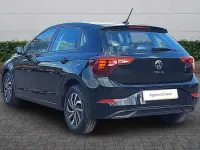Begagnad VW Polo 95 HK (69 kW) 2024 Halvkombi