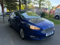 Używany Ford Focus Zetec 125 KM (91 kW) 2018 Niebieski Hatchback