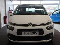 Used Citroën C4 PureTech 2019 White MPV