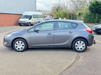 used Vauxhall Astra 1.6i 16V Exclusiv 5dr