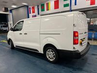 Used Vauxhall Vivaro S 100 HP (73 kW) 2021 White MPV