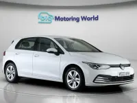 Usado VW Golf VIII Life 150 HP (110 kW) 2022 Branco Citadino