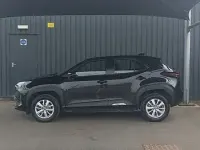 Used Toyota Yaris Hybrid 116 HP (85 kW) 2024 Black Estate