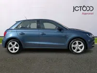 Used Audi A1 Sport 94 HP (69 kW) 2018 Blue Hatchback