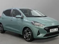 Used Hyundai i10 Premium 79 HP (58 kW) 2025 Mangrove green Hatchback