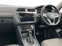 Used VW Tiguan Allspace Pro 150 HP (110 kW) 2023 Red SUV