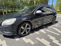 Used Volvo V60 R-Design 115 HP (84 kW) 2012 Black Estate