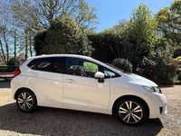 Używany Honda Jazz EX 102 KM (75 kW) 2016 Biały Hatchback