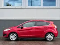 Used Ford Fiesta Titanium 100 HP (73 kW) 2016 Red Hatchback