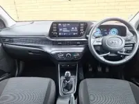 Used Hyundai i20 SE 100 HP (73 kW) 2023 Red Hatchback