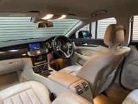 Used Mercedes CLS350 AMG 255 HP (187 kW) 2012 Blue Estate